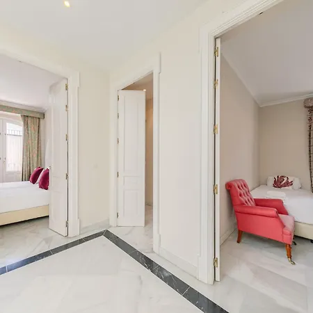 Isg Apartments Casa Levies Luxury House Downtown Seville Exterior photo